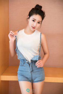 大炕上装睡配合弄